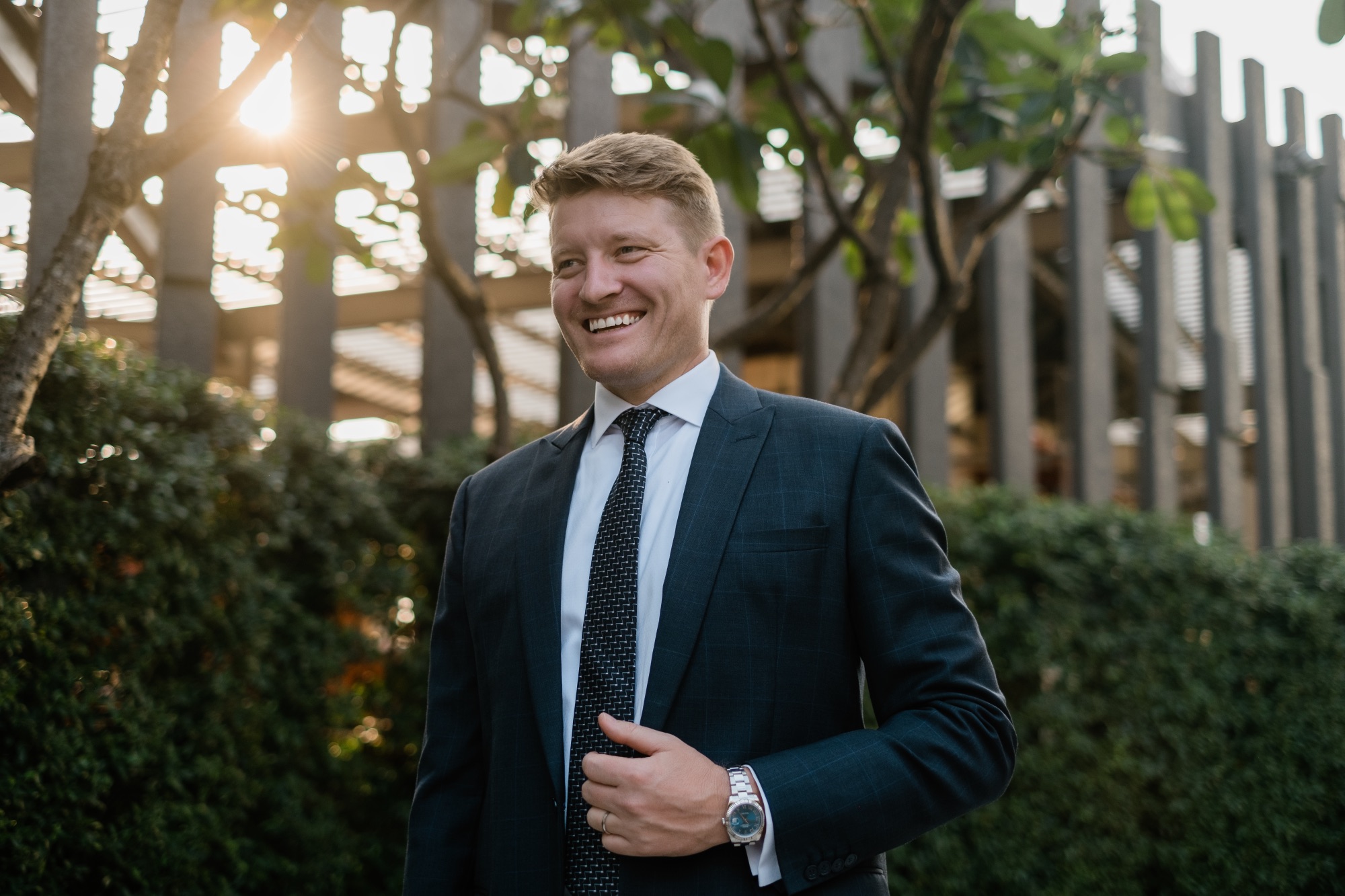 Henning Kalwa speaking at an event